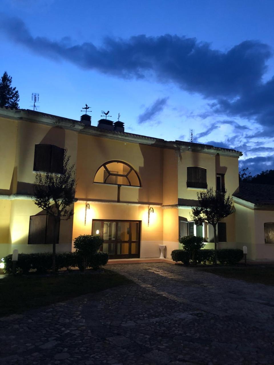 Borgo Villa Maria Monticchio  Dış mekan fotoğraf