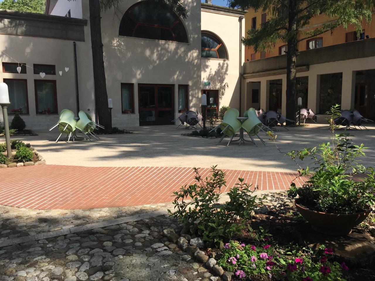 Borgo Villa Maria Monticchio  Dış mekan fotoğraf